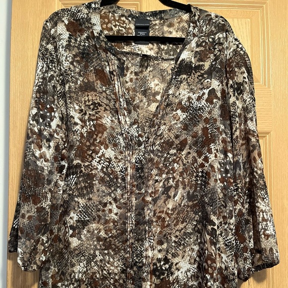 Covington animal print blouse - Picture 2 of 9